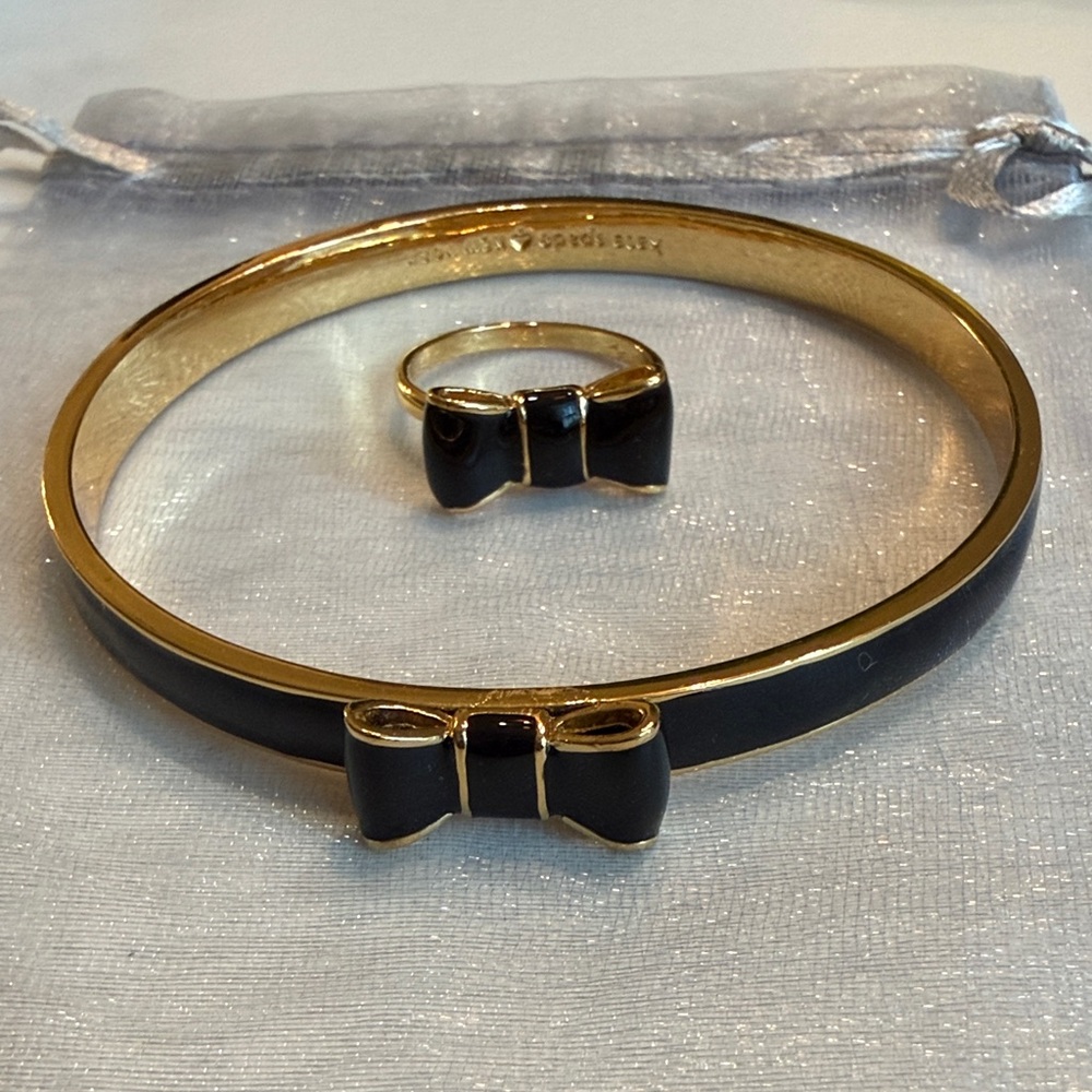 Kate Spade tuxedo bow bangle and ring in gold and black enamel.- Jewelry Set
